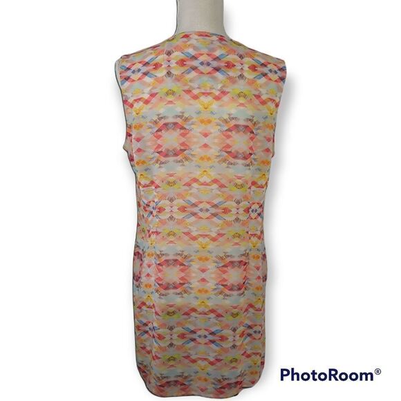 Cabi Avery multi colored sleeveless Aztec top - Picture 4 of 8